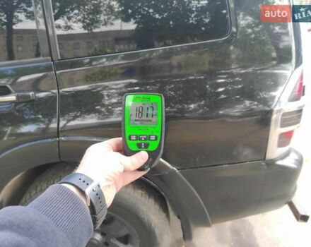 Чорний Міцубісі Паджеро, об'ємом двигуна 3.5 л та пробігом 372 тис. км за 4889 $, фото 14 на Automoto.ua