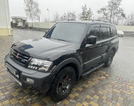 Чорний Міцубісі Паджеро, об'ємом двигуна 3.5 л та пробігом 300 тис. км за 8000 $, фото 1 на Automoto.ua