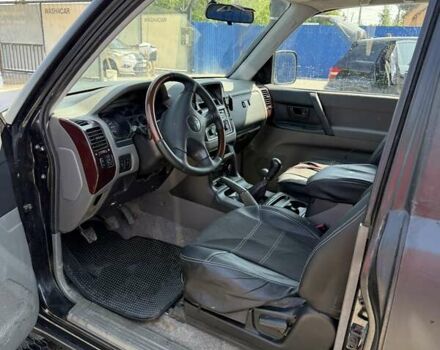 Чорний Міцубісі Паджеро, об'ємом двигуна 3.2 л та пробігом 100 тис. км за 11200 $, фото 11 на Automoto.ua