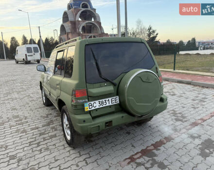 Черный Мицубиси Паджеро, объемом двигателя 2 л и пробегом 170 тыс. км за 2999 $, фото 12 на Automoto.ua