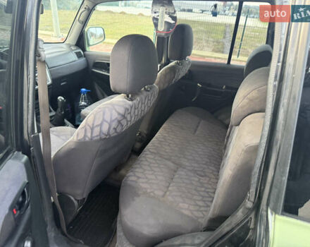 Черный Мицубиси Паджеро, объемом двигателя 2 л и пробегом 170 тыс. км за 2999 $, фото 14 на Automoto.ua