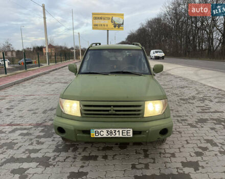 Черный Мицубиси Паджеро, объемом двигателя 2 л и пробегом 170 тыс. км за 2999 $, фото 3 на Automoto.ua