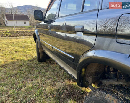 Черный Мицубиси Паджеро, объемом двигателя 2.97 л и пробегом 340 тыс. км за 4400 $, фото 5 на Automoto.ua