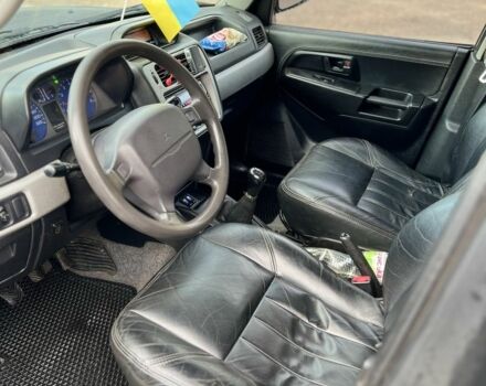 Черный Мицубиси Паджеро, объемом двигателя 1.8 л и пробегом 235 тыс. км за 5350 $, фото 6 на Automoto.ua