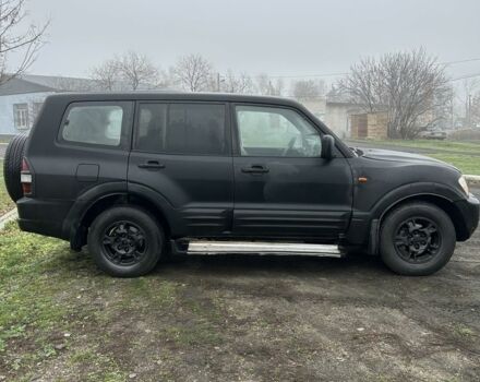 Черный Мицубиси Паджеро, объемом двигателя 3.5 л и пробегом 300 тыс. км за 2800 $, фото 3 на Automoto.ua