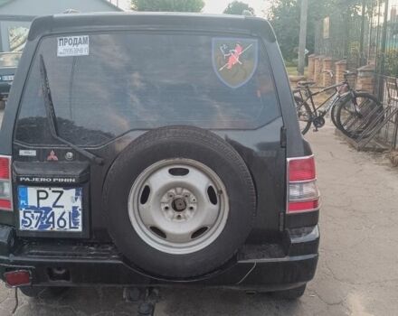Черный Мицубиси Паджеро, объемом двигателя 2 л и пробегом 175 тыс. км за 2200 $, фото 3 на Automoto.ua