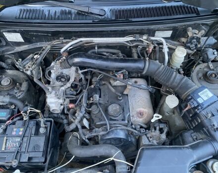 Чорний Міцубісі Паджеро, об'ємом двигуна 1.8 л та пробігом 250 тис. км за 2050 $, фото 8 на Automoto.ua