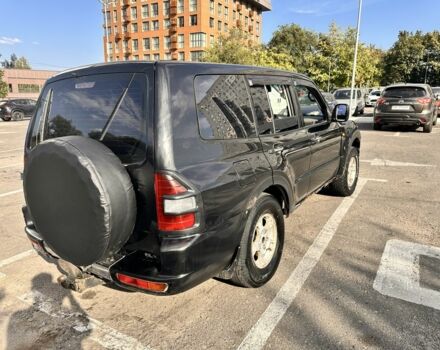 Черный Мицубиси Паджеро, объемом двигателя 3.2 л и пробегом 350 тыс. км за 5000 $, фото 3 на Automoto.ua