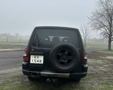 Черный Мицубиси Паджеро, объемом двигателя 3.5 л и пробегом 300 тыс. км за 2800 $, фото 5 на Automoto.ua