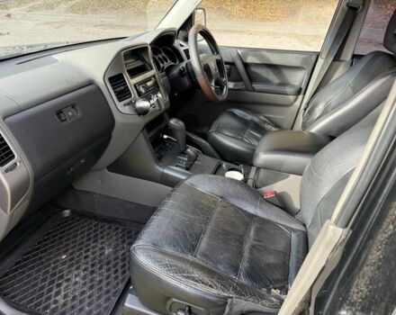 Мицубиси Паджеро 2003 в Днепре (Днепропетровске) на Automoto.ua Черный Мицубиси Паджеро, объемом двигателя 3.2 л и пробегом 290 тыс. км за 4000 $, фото 6 на Automoto.ua