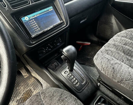 Чорний Міцубісі Паджеро, об'ємом двигуна 1.83 л та пробігом 229 тис. км за 4950 $, фото 12 на Automoto.ua