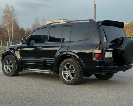 Черный Мицубиси Паджеро, объемом двигателя 3.2 л и пробегом 200 тыс. км за 7800 $, фото 3 на Automoto.ua