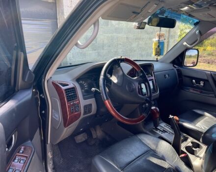 Черный Мицубиси Паджеро, объемом двигателя 3.2 л и пробегом 350 тыс. км за 7500 $, фото 3 на Automoto.ua