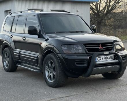 Черный Мицубиси Паджеро, объемом двигателя 3.2 л и пробегом 200 тыс. км за 7800 $, фото 2 на Automoto.ua