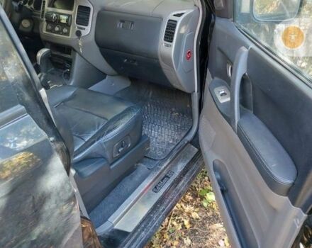 Черный Мицубиси Паджеро, объемом двигателя 3 л и пробегом 368 тыс. км за 5700 $, фото 3 на Automoto.ua