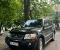 Черный Мицубиси Паджеро, объемом двигателя 3 л и пробегом 368 тыс. км за 5700 $, фото 2 на Automoto.ua