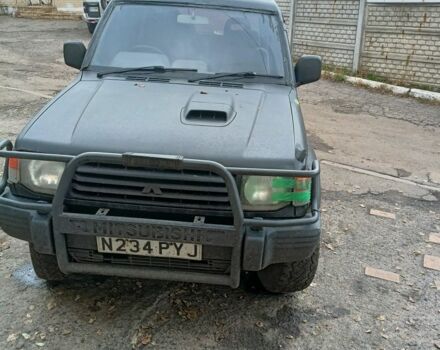 Чорний Міцубісі Паджеро, об'ємом двигуна 0 л та пробігом 300 тис. км за 2864 $, фото 2 на Automoto.ua