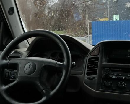 Чорний Міцубісі Паджеро, об'ємом двигуна 3.2 л та пробігом 220 тис. км за 3500 $, фото 6 на Automoto.ua