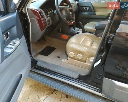 Черный Мицубиси Паджеро, объемом двигателя 3 л и пробегом 285 тыс. км за 7600 $, фото 21 на Automoto.ua