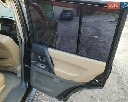 Черный Мицубиси Паджеро, объемом двигателя 3 л и пробегом 285 тыс. км за 7600 $, фото 17 на Automoto.ua