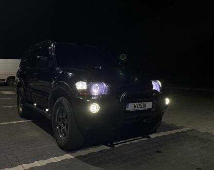 Черный Мицубиси Паджеро, объемом двигателя 3.5 л и пробегом 273 тыс. км за 8200 $, фото 1 на Automoto.ua