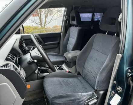 Черный Мицубиси Паджеро, объемом двигателя 3.2 л и пробегом 580 тыс. км за 4200 $, фото 6 на Automoto.ua