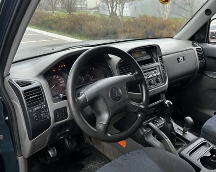 Чорний Міцубісі Паджеро, об'ємом двигуна 3.2 л та пробігом 580 тис. км за 4200 $, фото 9 на Automoto.ua