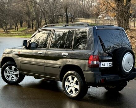 Черный Мицубиси Паджеро, объемом двигателя 2 л и пробегом 250 тыс. км за 3150 $, фото 6 на Automoto.ua