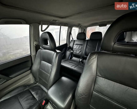 Чорний Міцубісі Паджеро, об'ємом двигуна 2.97 л та пробігом 228 тис. км за 8500 $, фото 7 на Automoto.ua