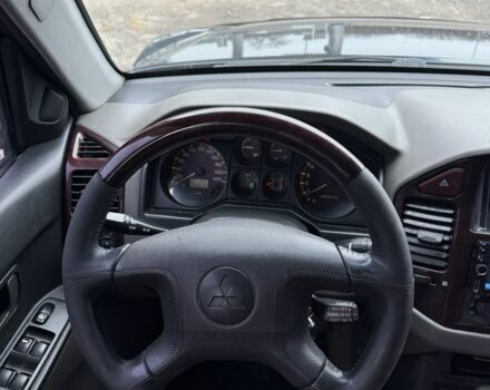 Черный Мицубиси Паджеро, объемом двигателя 0 л и пробегом 250 тыс. км за 3850 $, фото 7 на Automoto.ua