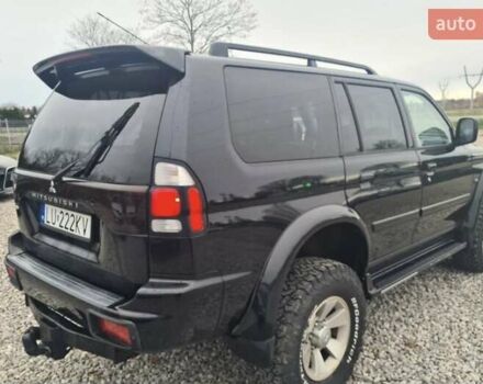Черный Мицубиси Паджеро, объемом двигателя 3.5 л и пробегом 200 тыс. км за 3700 $, фото 3 на Automoto.ua
