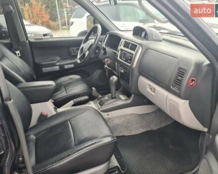 Черный Мицубиси Паджеро, объемом двигателя 3.5 л и пробегом 200 тыс. км за 3700 $, фото 7 на Automoto.ua