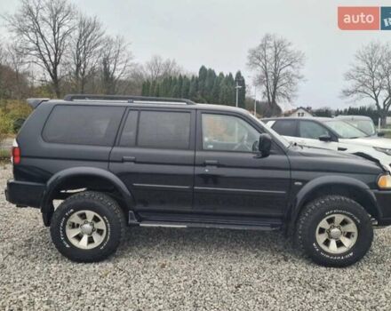 Черный Мицубиси Паджеро, объемом двигателя 3.5 л и пробегом 200 тыс. км за 3700 $, фото 5 на Automoto.ua