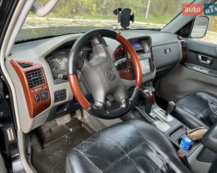 Черный Мицубиси Паджеро, объемом двигателя 2.97 л и пробегом 379 тыс. км за 8500 $, фото 7 на Automoto.ua