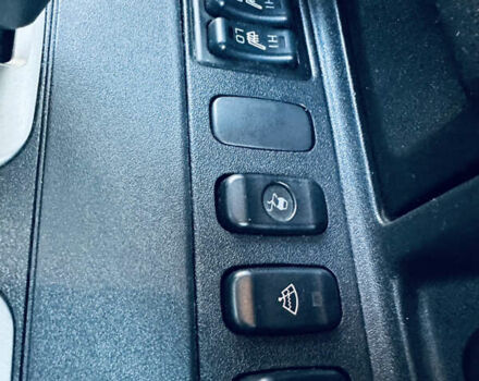 Черный Мицубиси Паджеро, объемом двигателя 3.2 л и пробегом 230 тыс. км за 10800 $, фото 85 на Automoto.ua