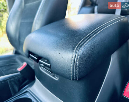 Черный Мицубиси Паджеро, объемом двигателя 3.2 л и пробегом 230 тыс. км за 10800 $, фото 41 на Automoto.ua