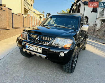 Черный Мицубиси Паджеро, объемом двигателя 3.2 л и пробегом 230 тыс. км за 10800 $, фото 173 на Automoto.ua