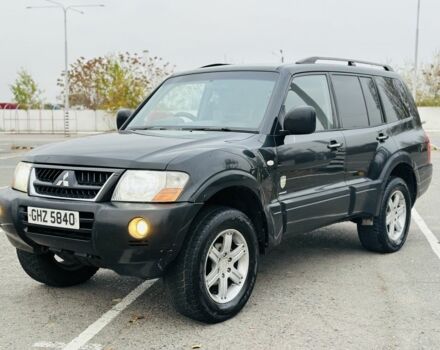 Черный Мицубиси Паджеро, объемом двигателя 3.2 л и пробегом 290 тыс. км за 4450 $, фото 11 на Automoto.ua