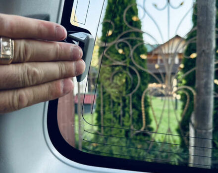 Черный Мицубиси Паджеро, объемом двигателя 3.2 л и пробегом 230 тыс. км за 10800 $, фото 58 на Automoto.ua