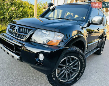 Черный Мицубиси Паджеро, объемом двигателя 3.2 л и пробегом 230 тыс. км за 10800 $, фото 113 на Automoto.ua