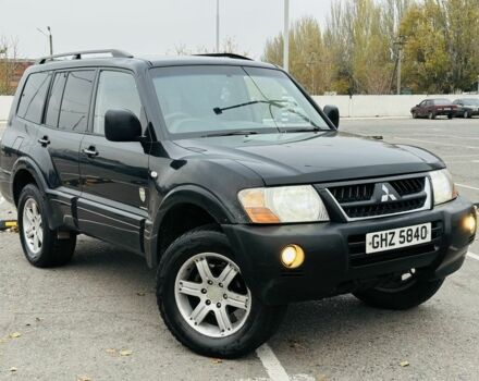 Черный Мицубиси Паджеро, объемом двигателя 3.2 л и пробегом 290 тыс. км за 4450 $, фото 1 на Automoto.ua