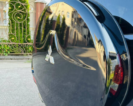 Черный Мицубиси Паджеро, объемом двигателя 3.2 л и пробегом 230 тыс. км за 10800 $, фото 104 на Automoto.ua