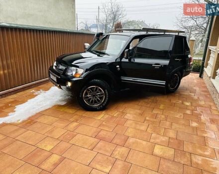 Черный Мицубиси Паджеро, объемом двигателя 3.2 л и пробегом 230 тыс. км за 10800 $, фото 134 на Automoto.ua