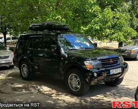 Черный Мицубиси Паджеро, объемом двигателя 3 л и пробегом 250 тыс. км за 7500 $, фото 3 на Automoto.ua