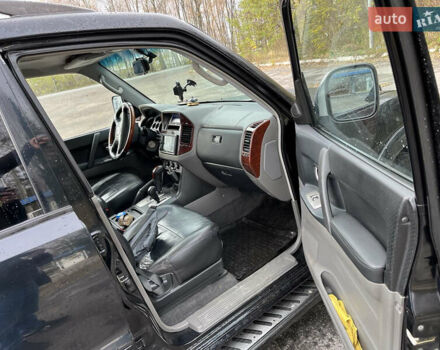 Черный Мицубиси Паджеро, объемом двигателя 2.97 л и пробегом 379 тыс. км за 8500 $, фото 5 на Automoto.ua