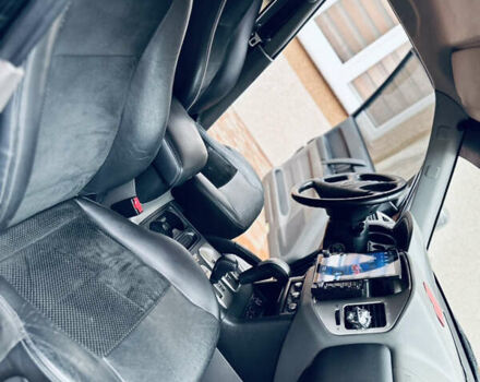 Черный Мицубиси Паджеро, объемом двигателя 3.2 л и пробегом 230 тыс. км за 10800 $, фото 4 на Automoto.ua