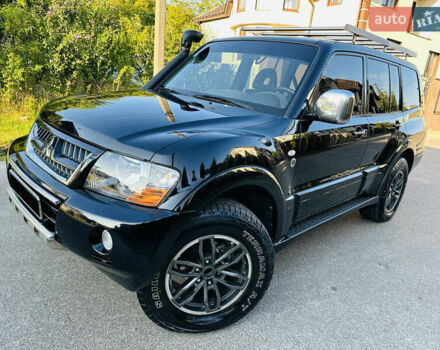 Черный Мицубиси Паджеро, объемом двигателя 3.2 л и пробегом 230 тыс. км за 10800 $, фото 116 на Automoto.ua