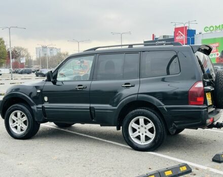 Черный Мицубиси Паджеро, объемом двигателя 3.2 л и пробегом 290 тыс. км за 4450 $, фото 5 на Automoto.ua
