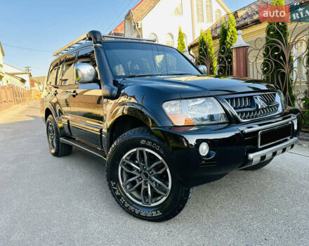 Черный Мицубиси Паджеро, объемом двигателя 3.2 л и пробегом 230 тыс. км за 10800 $, фото 47 на Automoto.ua