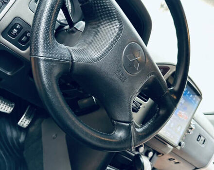 Черный Мицубиси Паджеро, объемом двигателя 3.2 л и пробегом 230 тыс. км за 10800 $, фото 124 на Automoto.ua